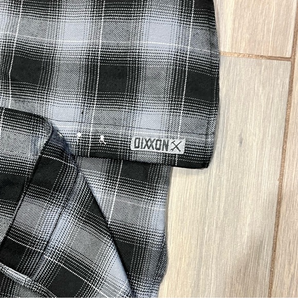 Dixxon Flannel The Boulevard Snap Pockets Gray Plaid Shirt woman’s  Size Medium - Picture 4 of 11